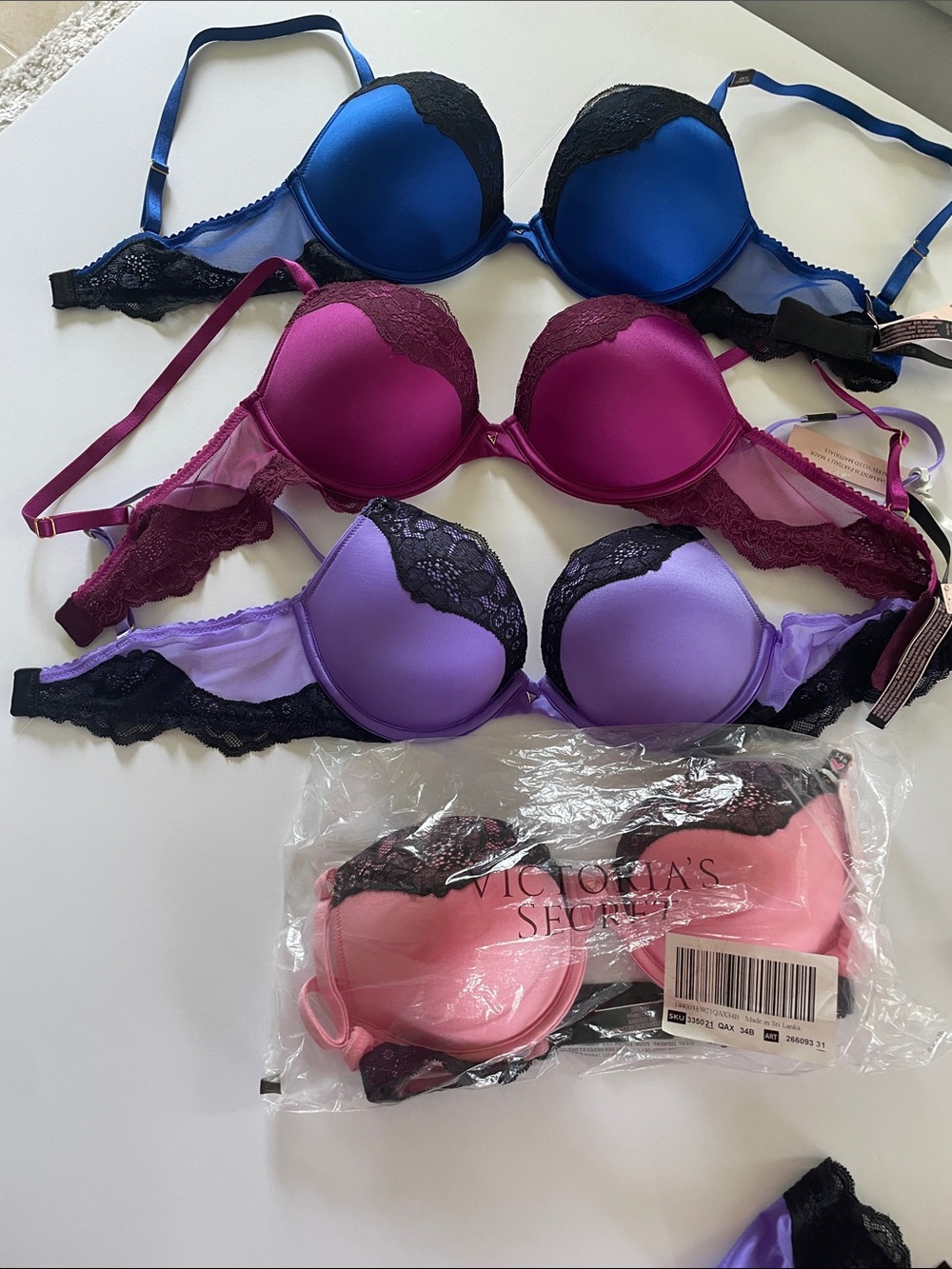 NWT 4 Victorias Secret Very Sexy Push Up 34 B 2 Panties Medium - Picture 9 of 9